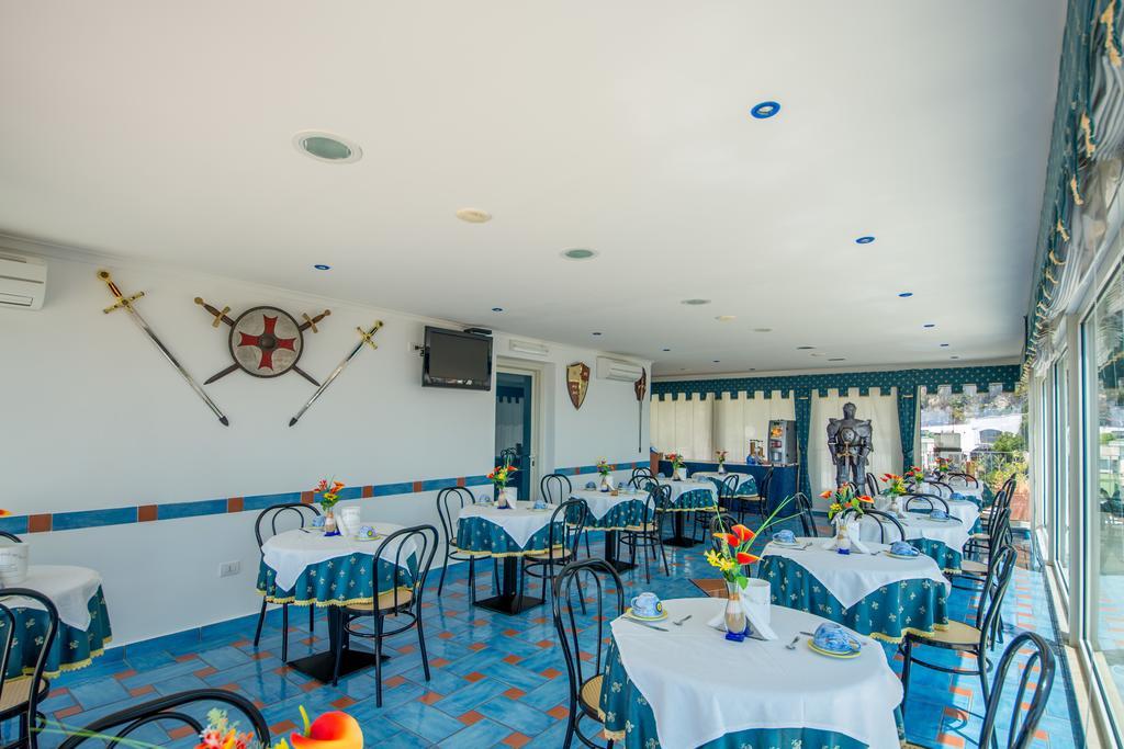 Riviera B&B Rooms Майори Екстериор снимка
