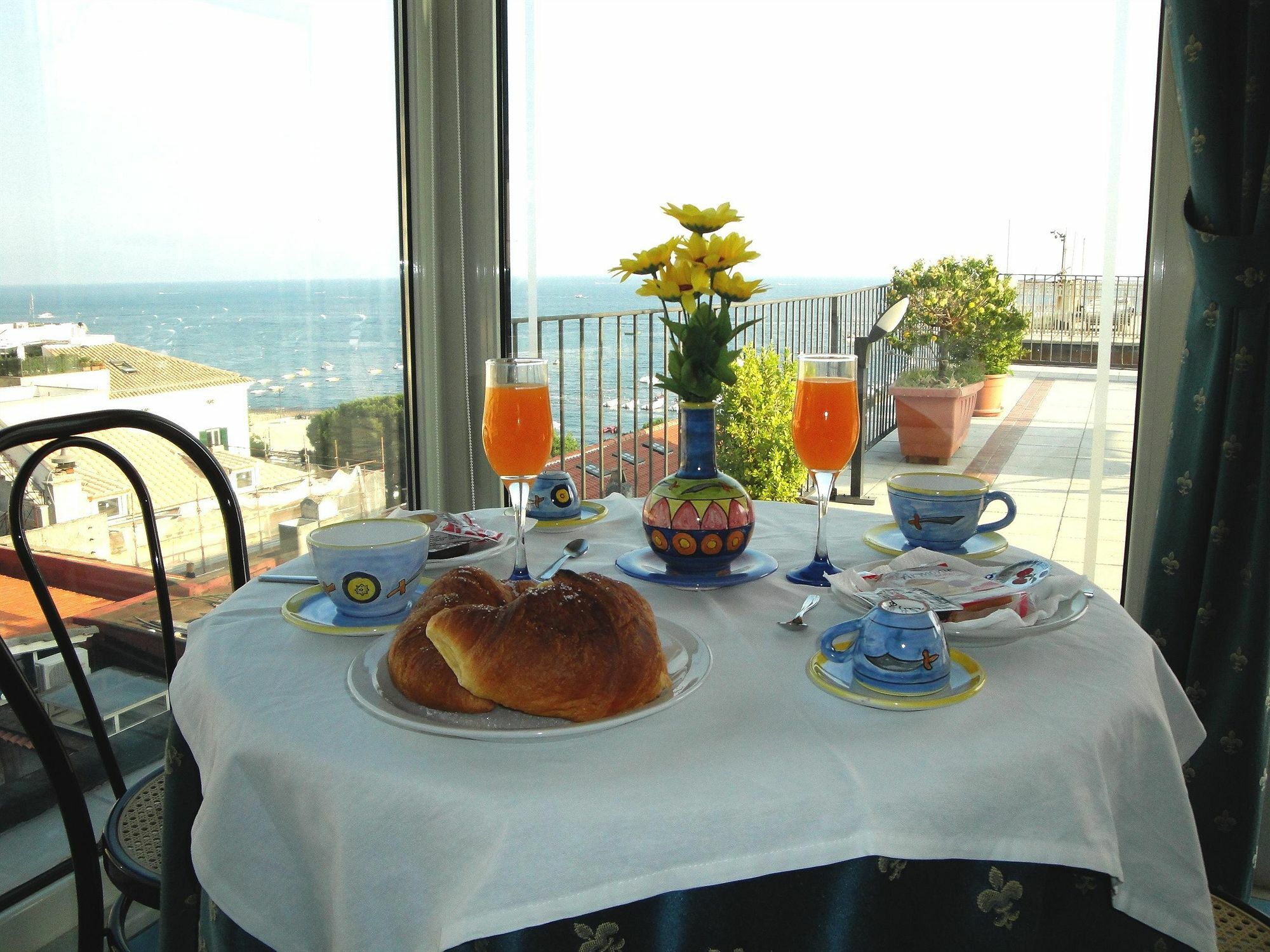 Riviera B&B Rooms Майори Екстериор снимка